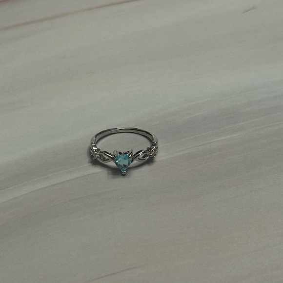 Heart Ring - Picture 4 of 4